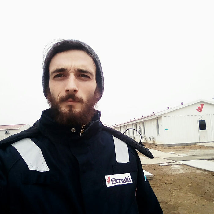 Aliet Meca, ex allievo Dirextra (27ª edizione Roma 2017), oggi Project Engineer presso Bonatti, ritratto in un progetto internazionale nel settore energia e infrastrutture